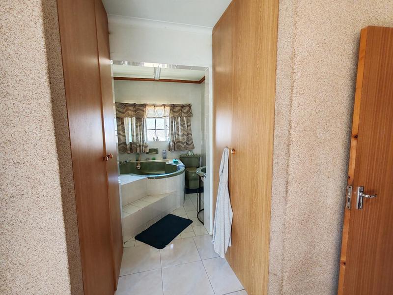 3 Bedroom Property for Sale in Oranjeville Free State